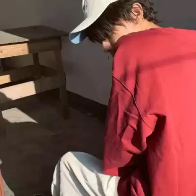 苍傲玉